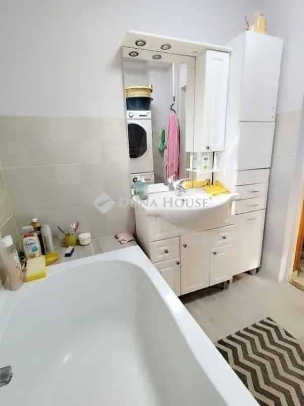 Ház Kiadó , Vecsési járás, Közép-Magyarország