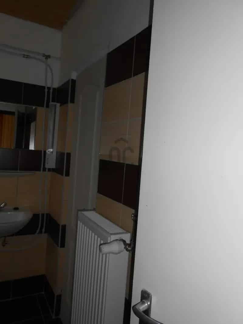 Paksi Erőműhöz közeli munkásszállás eladó 12 főre