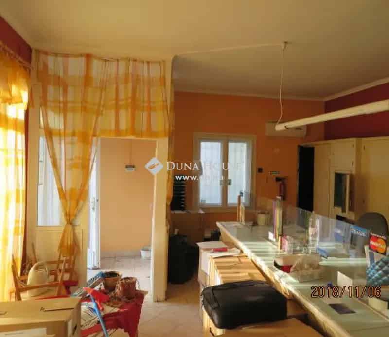 Üzleti célú Eladó , Ozora, Dunántúl