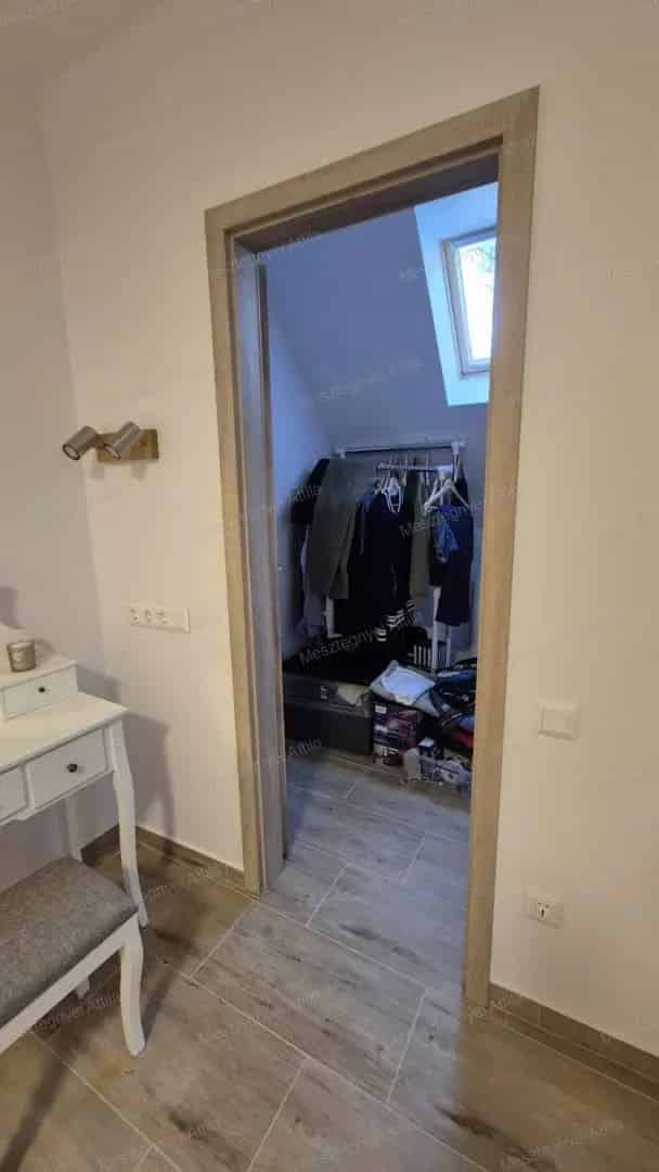 Ház Kiadó , Soproni járás, Dunántúl