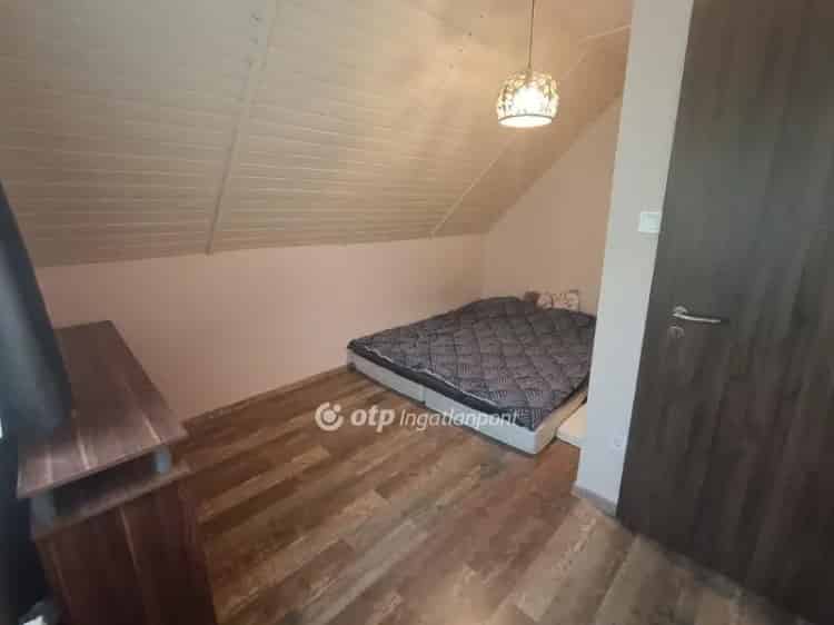 Ház Kiadó , Gárdonyi járás, Dunántúl