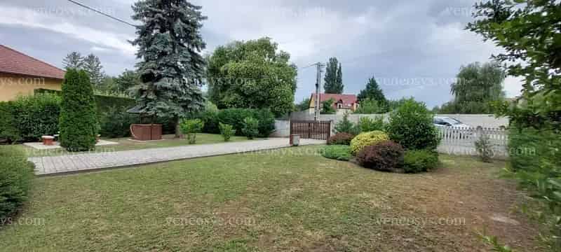 Tokod 160m2-es családi ház eladó két generáció részére