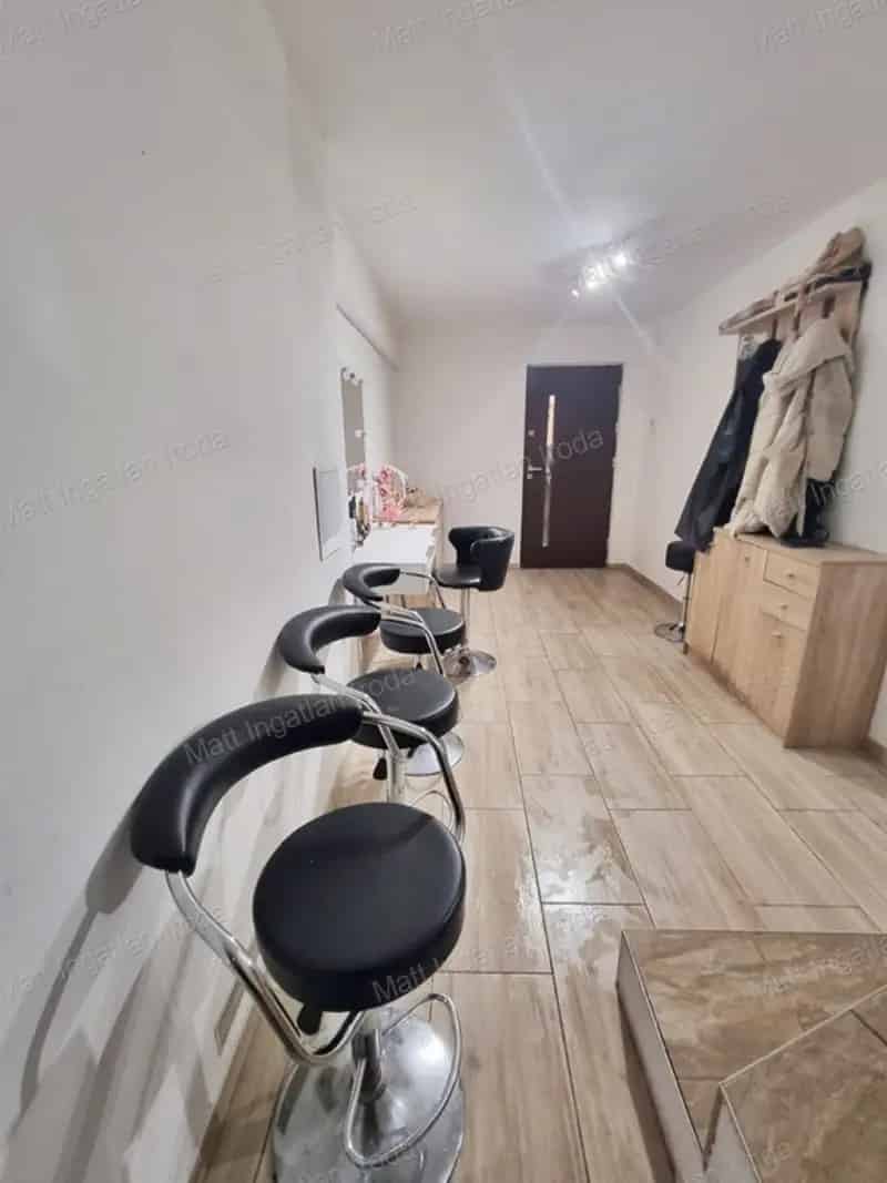 Ház Kiadó , Tatabánya, Dunántúl