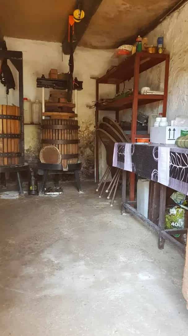 Ház Kiadó , Tapolcai járás, Dunántúl
