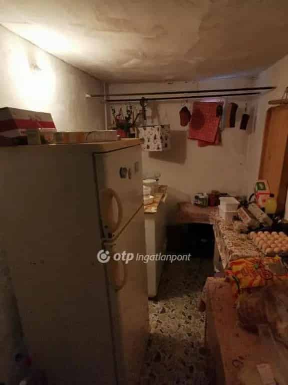 Ház Kiadó , Ceglédi járás, Közép-Magyarország
