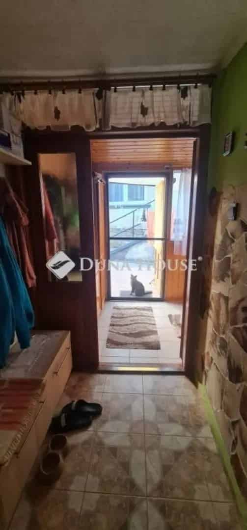Ház Kiadó , Monori járás, Közép-Magyarország