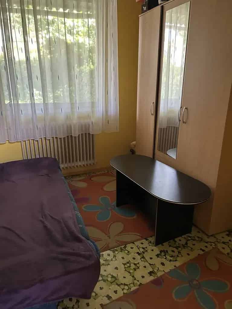 Ház Kiadó , Dunaújvárosi járás, Dunántúl