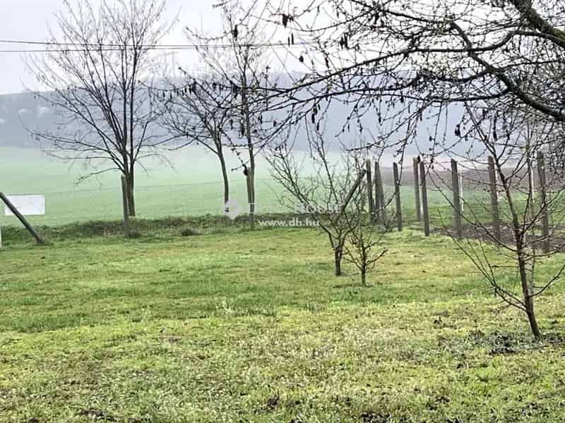 Telek Eladó , Domony, Közép-Magyarország