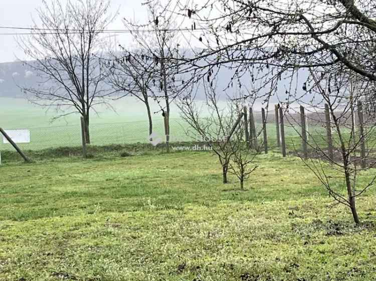 Telek Eladó , Domony, Közép-Magyarország