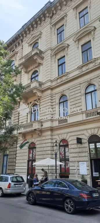 Ház Eladó , Budapest, Közép-Magyarország