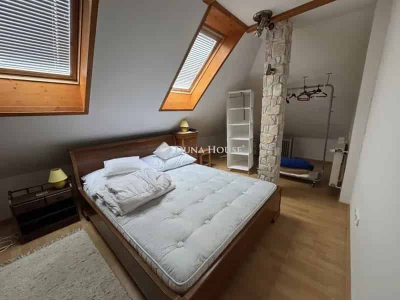 Ház Kiadó , Budakeszi járás, Közép-Magyarország