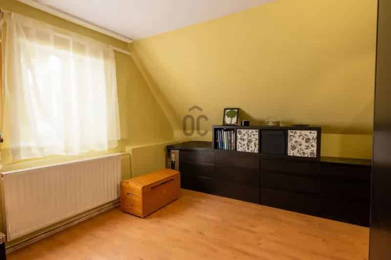 Ház Kiadó , Székesfehérvári járás, Dunántúl