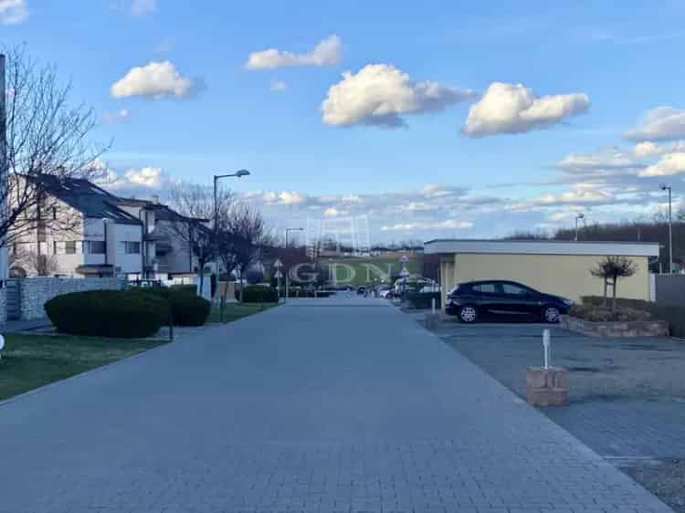 Lakás Kiadó , Gróf Almássy utca, Gyömrő, Közép-Magyarország