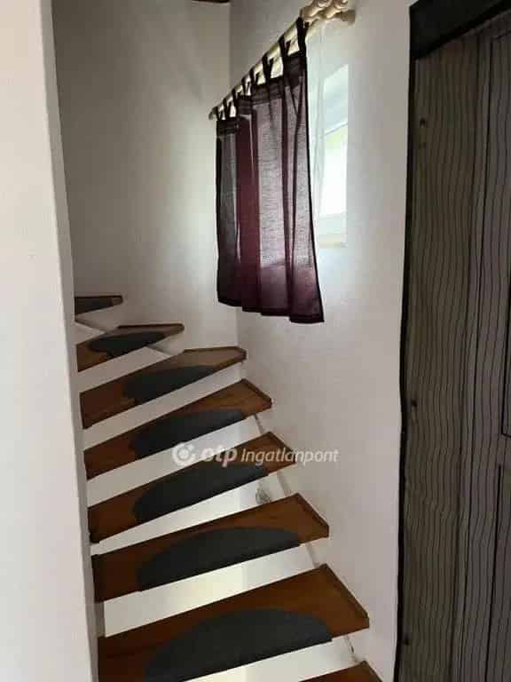 Ház Kiadó , Komlói járás, Dunántúl