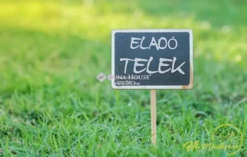 Telek Eladó , Tokaj, Alföld és Észak