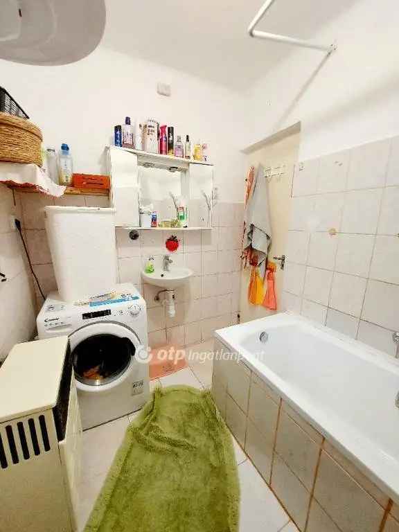 Ház Kiadó , Tiszavasvári járás, Alföld és Észak