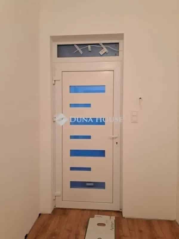 Ház Kiadó , Monori járás, Közép-Magyarország