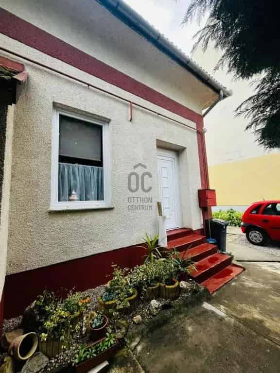Barcsi családi ház eladó - 165 m2 - 3 szoba - garázs - üzlethelyiség