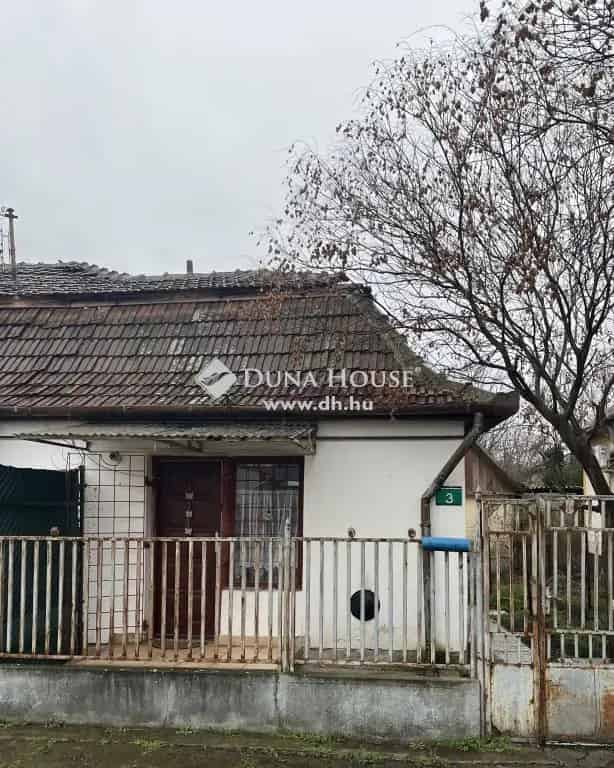Ház Eladó , Újszász, Alföld és Észak