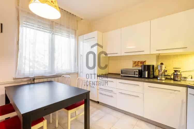 Budapest II. kerületi eladó ikerház, H501752