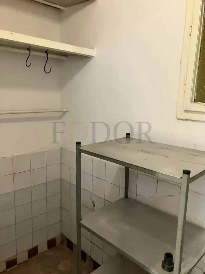 Ház Kiadó , Budapest, Közép-Magyarország