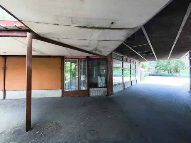 Gyöngyösi eladó kereskedelmi ingatlan, UZ018684