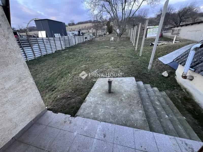 Ház Kiadó , Esztergomi járás, Dunántúl