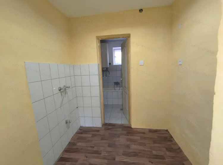 Felújított 3 szobás családi ház Törökszentmiklóson