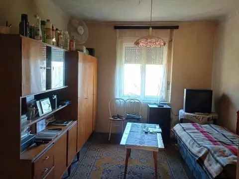 Telek Kiadó , Nagykőrösi járás, Közép-Magyarország