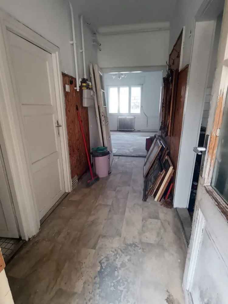 Ház Kiadó , Budapest, Közép-Magyarország
