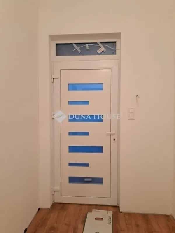 Ház Kiadó , Monori járás, Közép-Magyarország