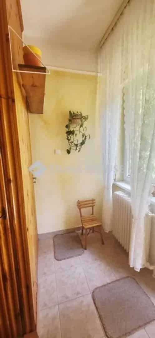 Ház Kiadó , Dunakeszi járás, Közép-Magyarország