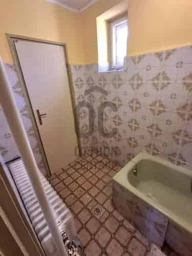 Kővágóörsi eladó családi ház, H500918