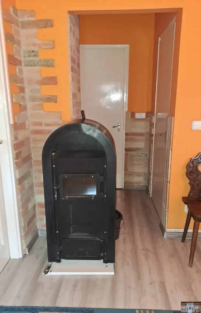 Ház Kiadó , Monori járás, Közép-Magyarország