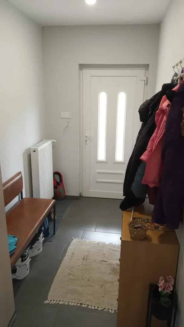Ház Kiadó , Aszódi járás, Közép-Magyarország