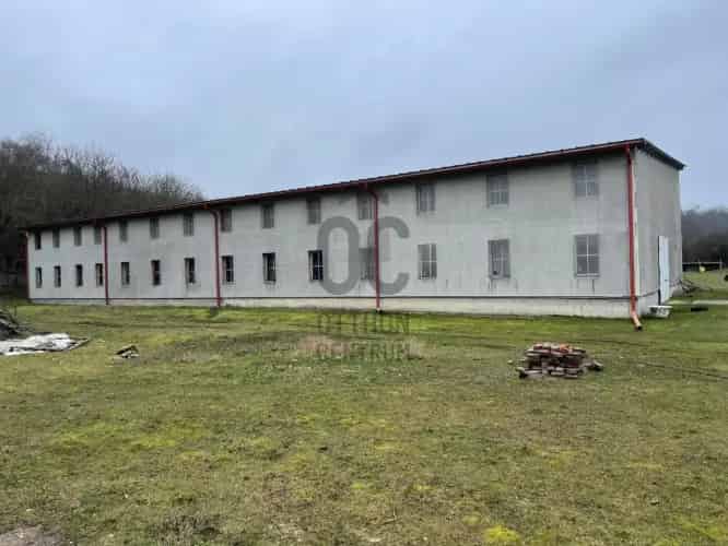 Bodméri kiadó kereskedelmi ingatlan, UZ015579