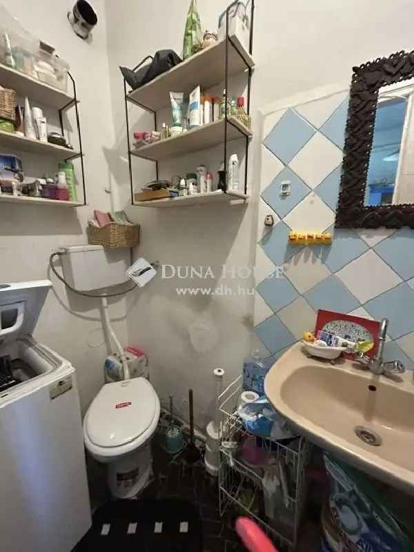 Telek Kiadó , Nagykátai járás, Közép-Magyarország