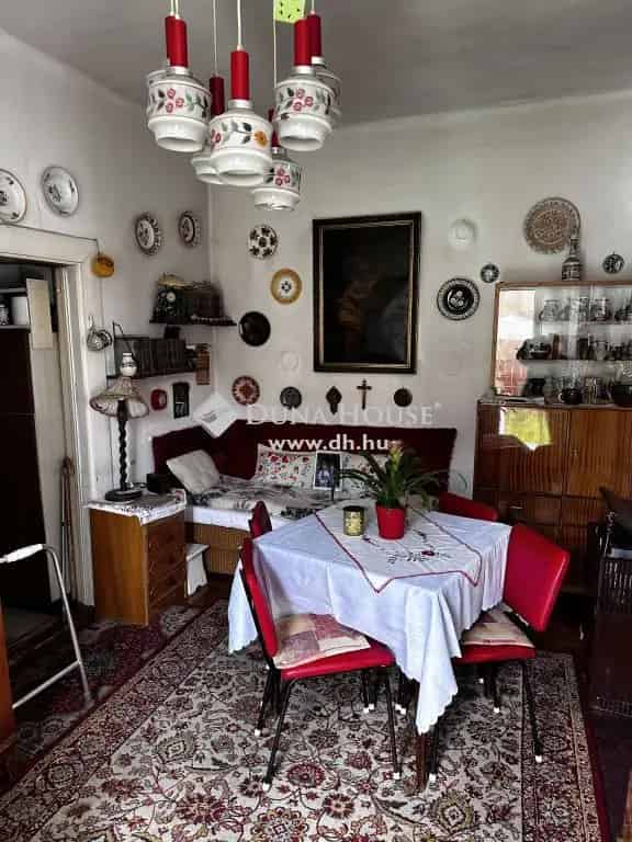 Ház Eladó , Budapest, Közép-Magyarország