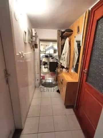 Ház Kiadó , Budapest, Közép-Magyarország