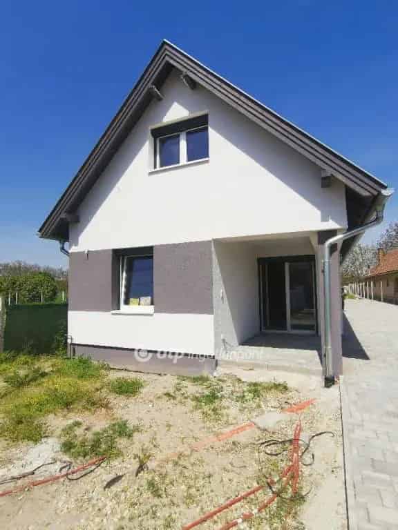 Ház Kiadó , Ráckevei járás, Közép-Magyarország