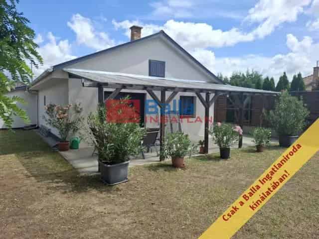 Erdőkertes , Árpád utca