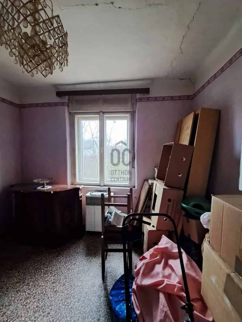 Ház Kiadó , Ceglédi járás, Közép-Magyarország