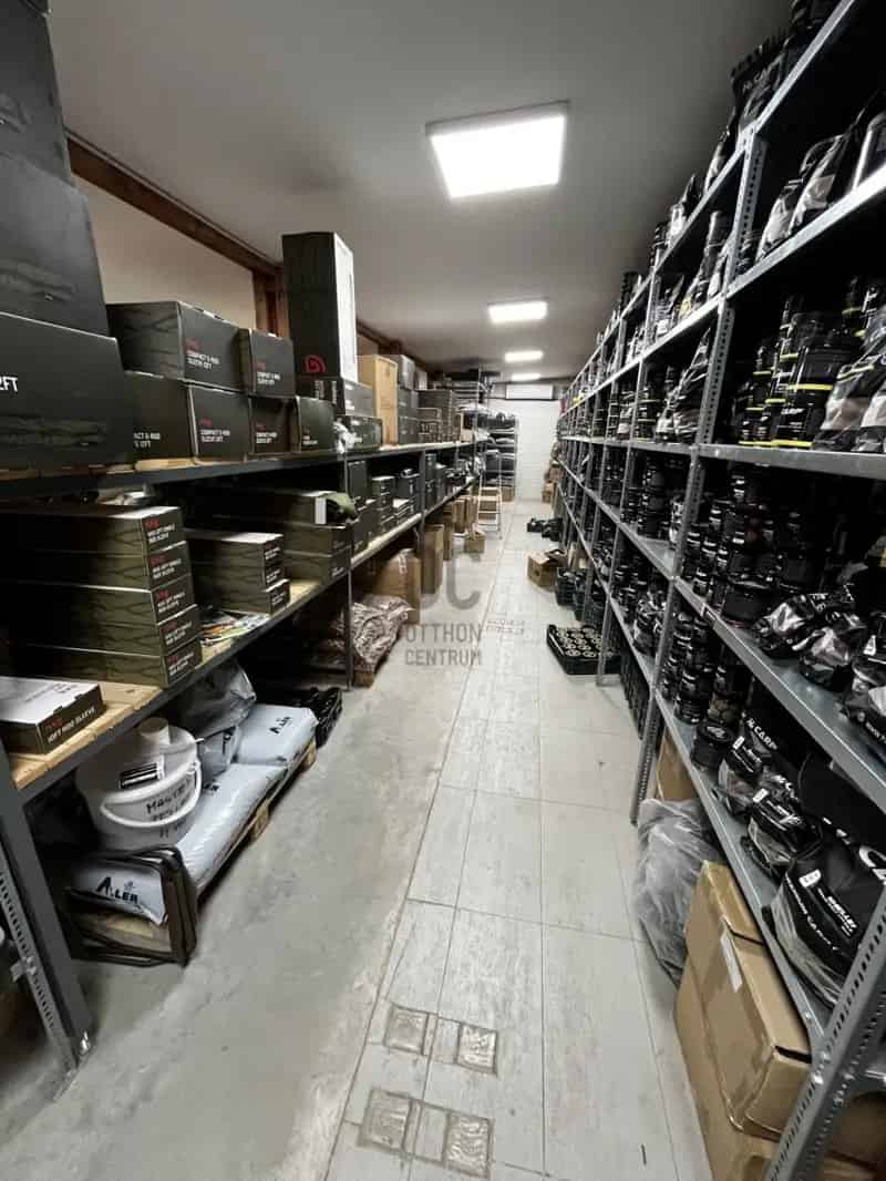 300 m2-es Telephely Elado Csapókertben