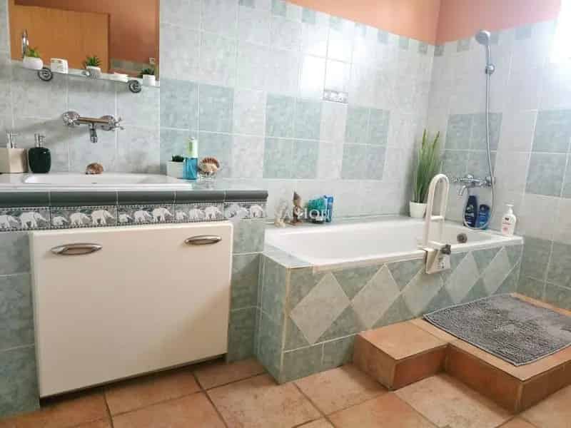 Ház Kiadó , Siklósi járás, Dunántúl