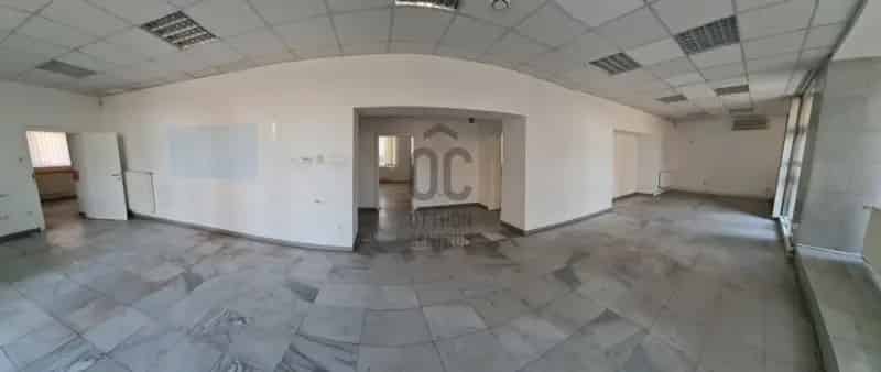 Győri eladó kereskedelmi ingatlan, UZ017487