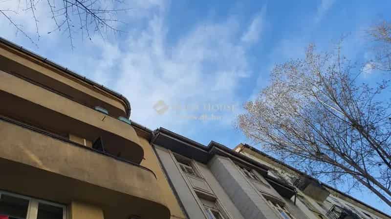 Lakás Eladó , Budapest, Közép-Magyarország