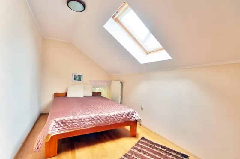 Ház Kiadó , Székesfehérvári járás, Dunántúl