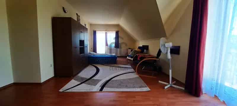 Balatonrendesi eladó családi ház, H495928
