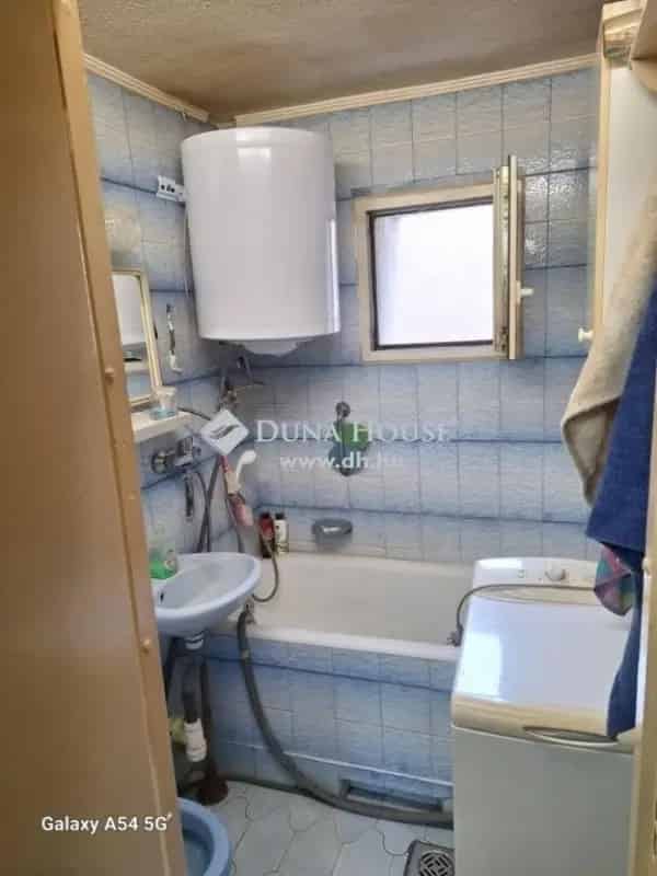 Ház Kiadó , Budapest, Közép-Magyarország