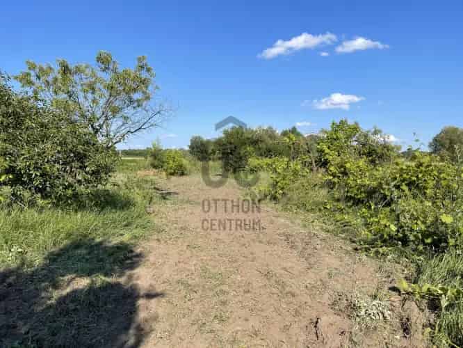Debreceni eladó telek, T038396